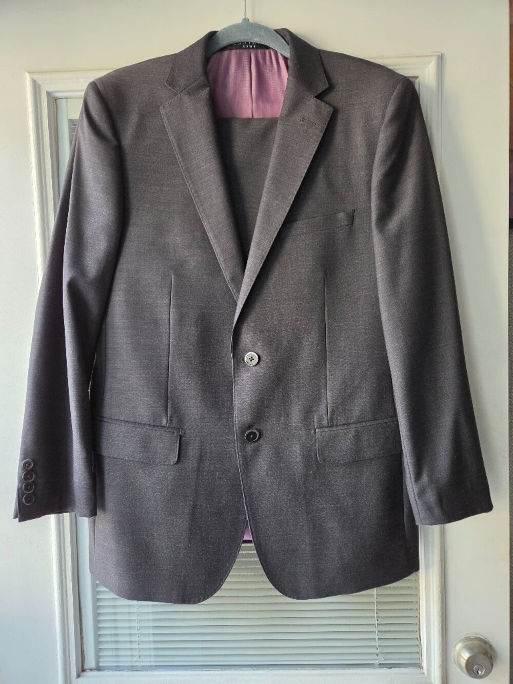 "Ranieri uomo lanificio di biella" men's suit slim fit 2 piece, dark gray, 34R.